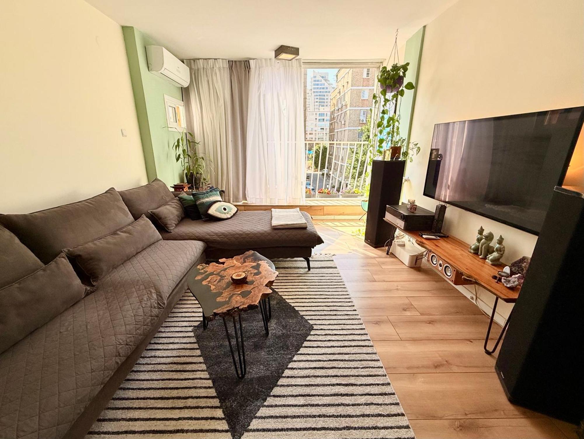 High-End Apartment , With A Private Parking And An Elavator Tel Aviv Eksteriør billede